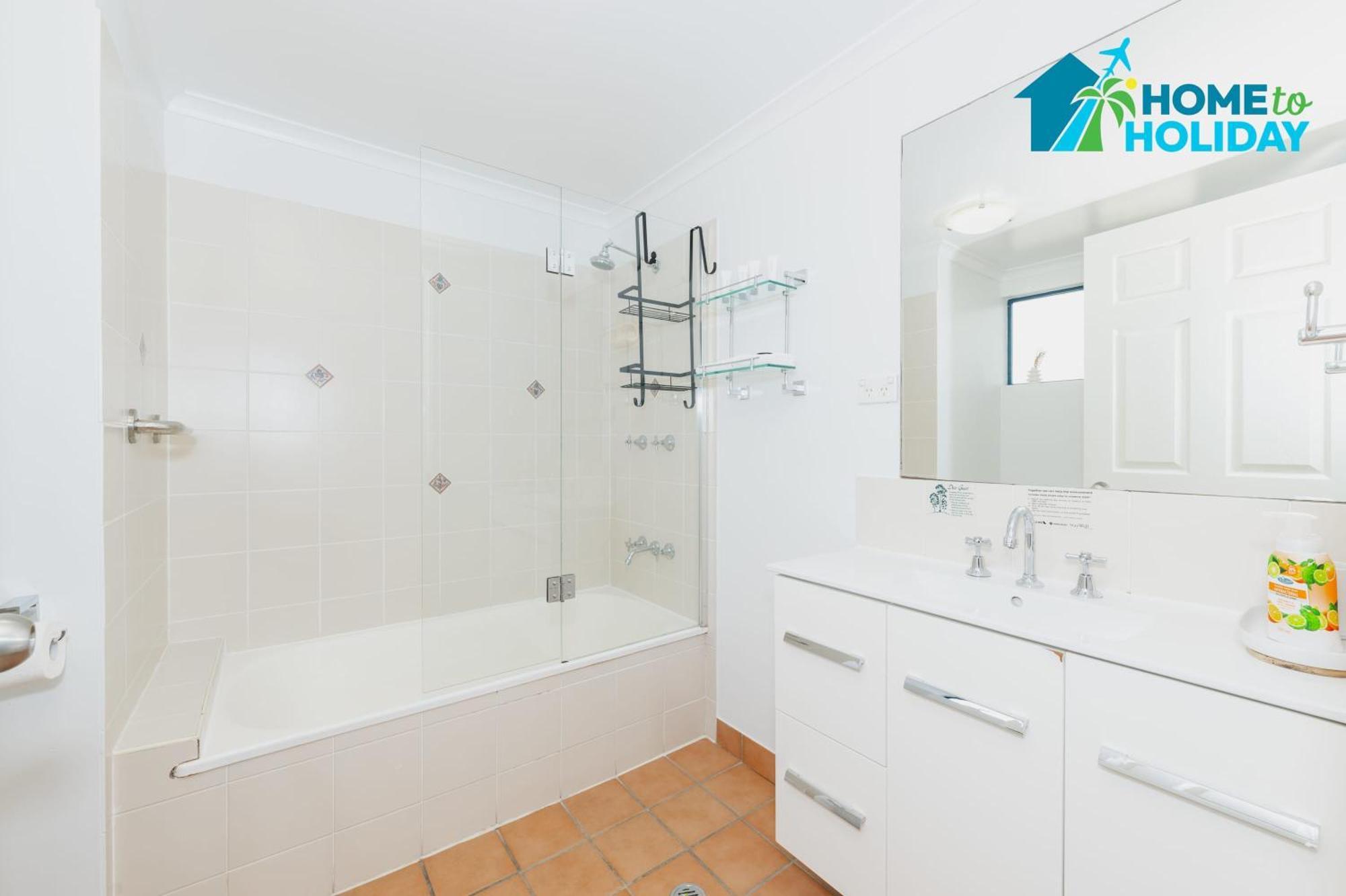 Perfect Position For And Stadium Access Townsville